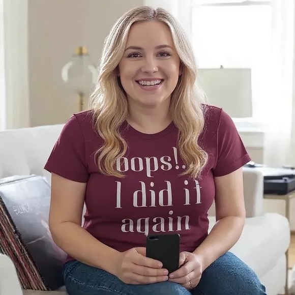 TORRID 1X XXL Red Oops I Did It Again Graphic Tee NWOT Britney Spears R $39 - Picture 4 of 4